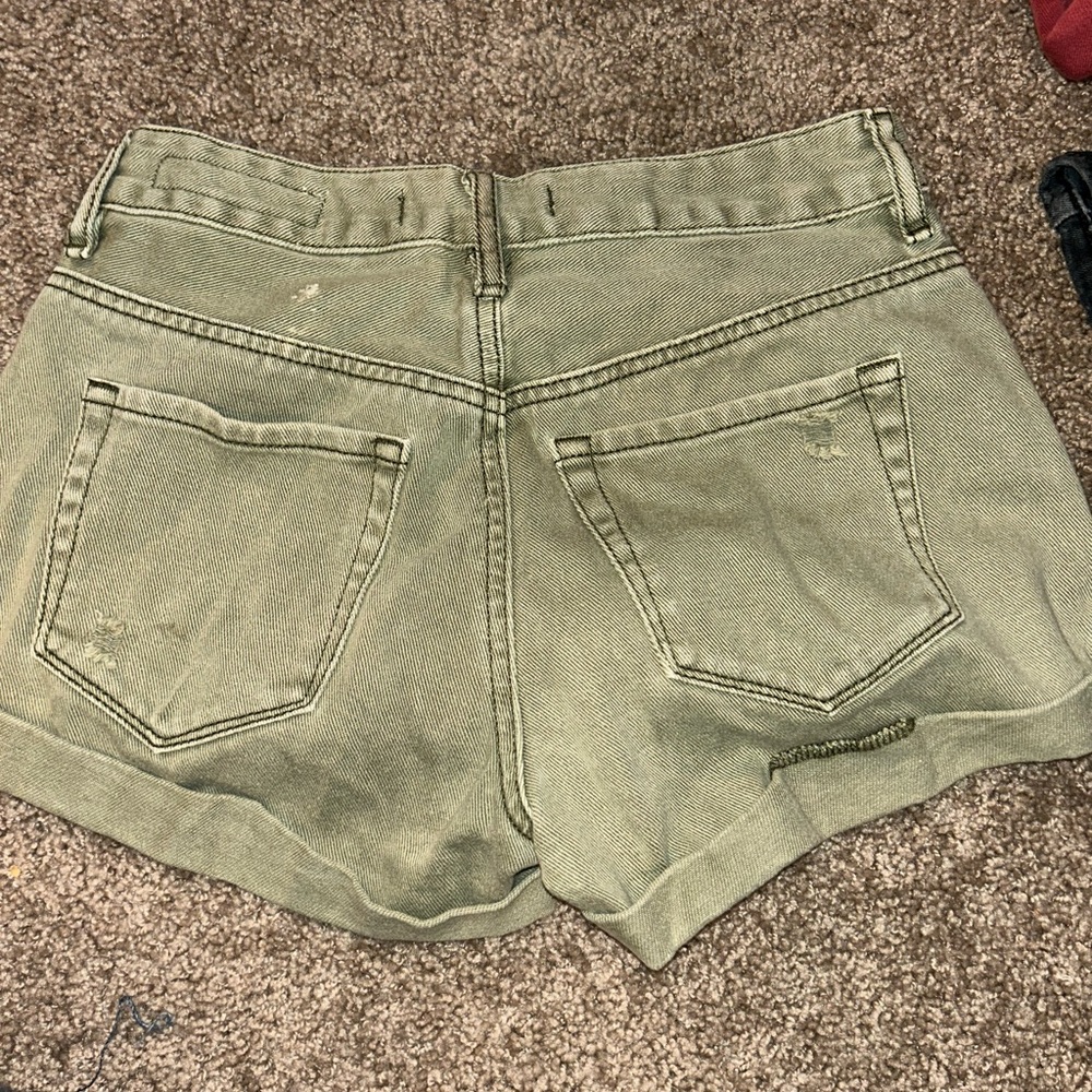 Shorts - Picture 2 of 2